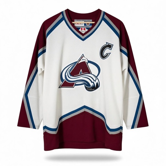 CCM Colorado Avalanche Sakic 19 Center Ice NHL Hockey Jersey Adult Large